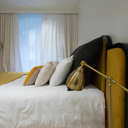 Brand New⎮ Beachfront ⎮3 Min Old Town Nuun