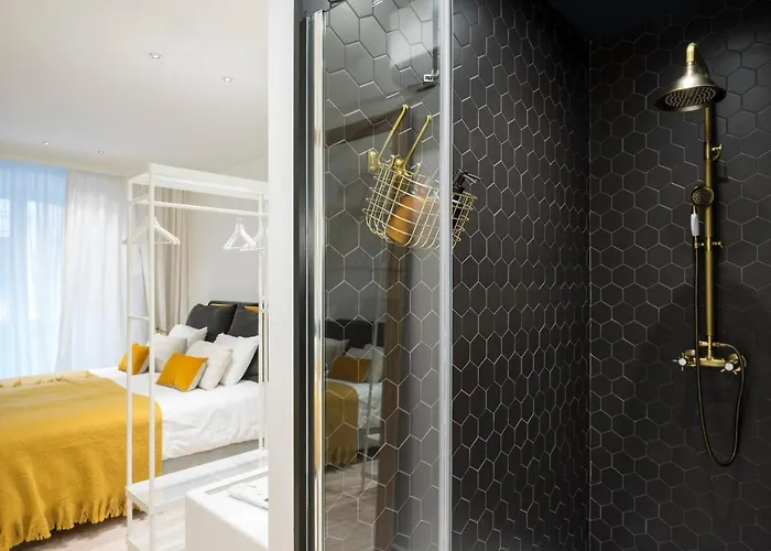 Brand New⎮ Beachfront ⎮3 Min Old Town Nuun Apartamento *